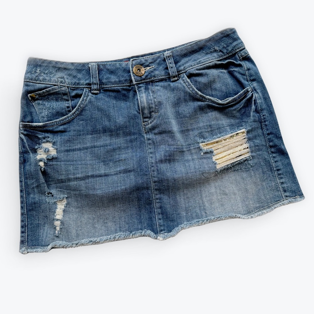 Elle Distressed Denim Mini Skirt with Sequin Detail – Size 8